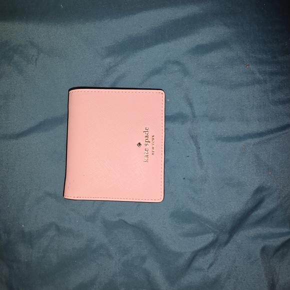 Kate Spade Pink Wallet - Picture 1 of 4